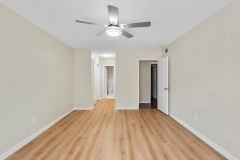 Tiny photo for 2701 Bellefontaine Street, Houston, TX 77025 (MLS # 21515501)