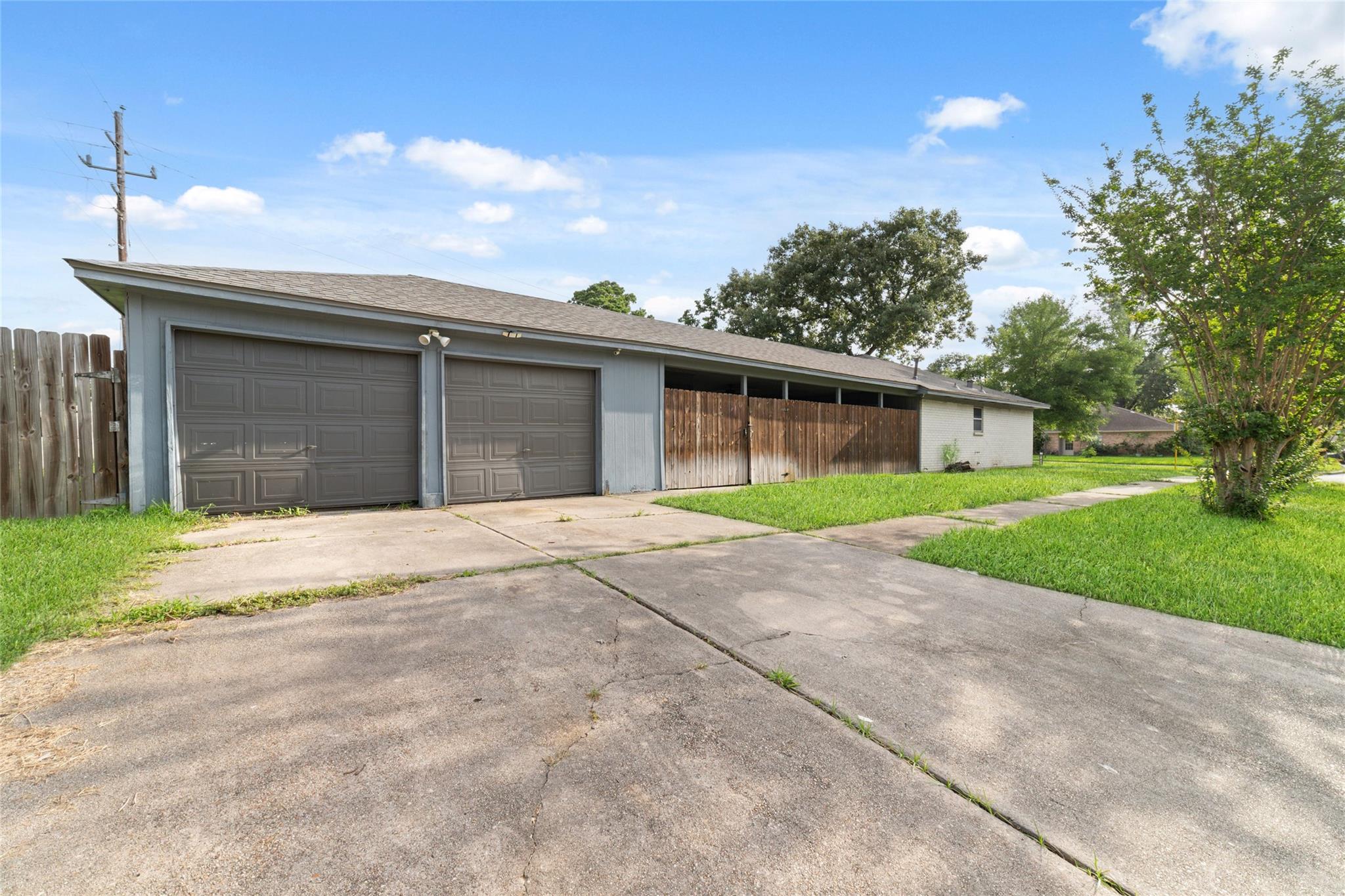 23303 Canyon Lake Drive