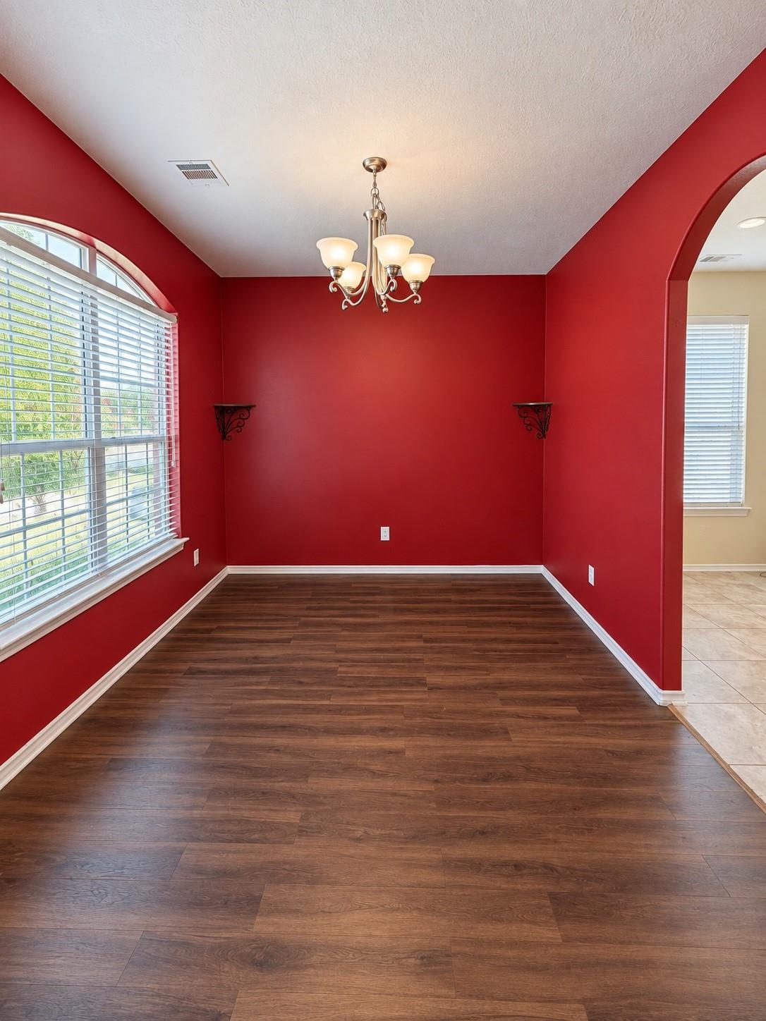 25027 Lakecrest Manor Drive