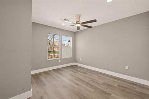 Tiny photo for 7024 Gonzales Street, Houston, TX 77020 (MLS # 47185117)