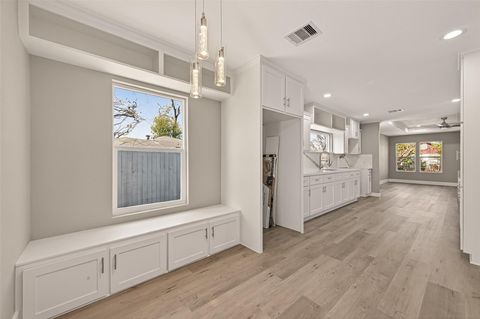 Tiny photo for 7024 Gonzales Street, Houston, TX 77020 (MLS # 47185117)