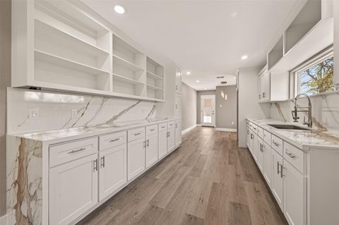 Photo of 7024 Gonzales Street, Houston, TX 77020 (MLS # 47185117)