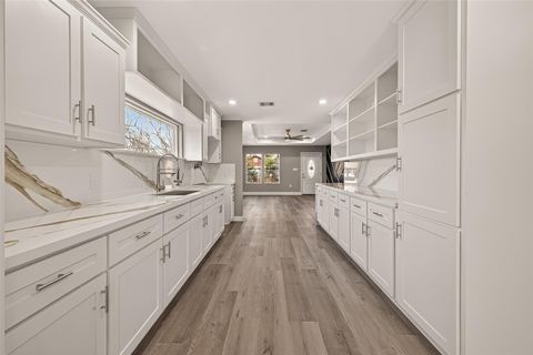 Tiny photo for 7024 Gonzales Street, Houston, TX 77020 (MLS # 47185117)