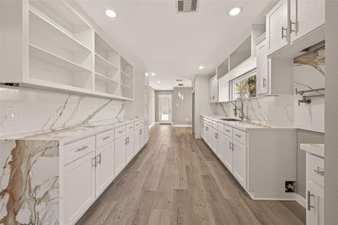 Tiny photo for 7024 Gonzales Street, Houston, TX 77020 (MLS # 47185117)