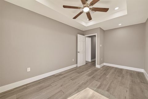 Tiny photo for 7024 Gonzales Street, Houston, TX 77020 (MLS # 47185117)