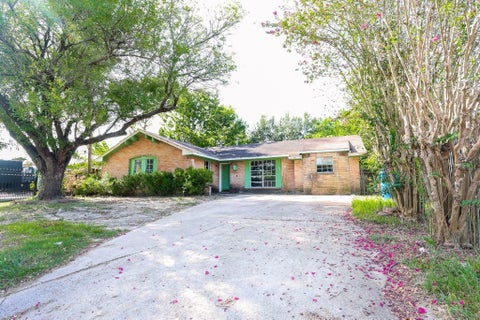 Photo of 4426 Sandydale Lane, Houston, TX 77039 (MLS # 6858248)