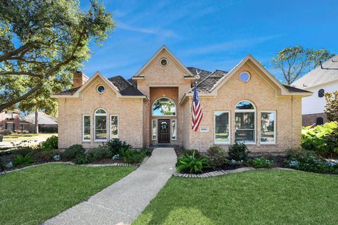 Photo of 18203 Knotty Green Drive, Houston, TX 77084 (MLS # 9662254)