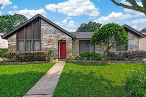 Homes For Sale - 21115 Park Bend Drive<br/> Katy, TX 77450