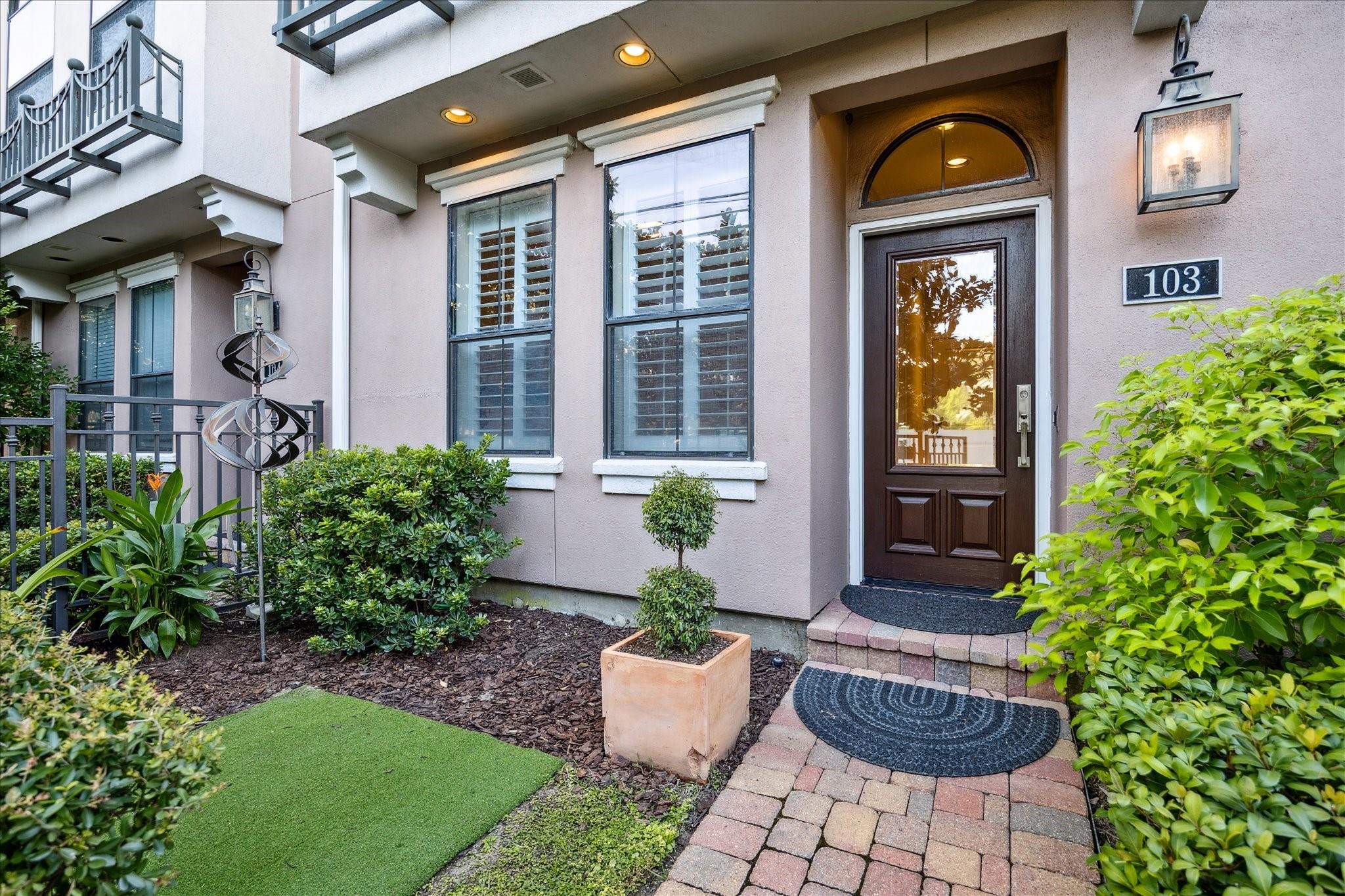 3302 Audley Street 103