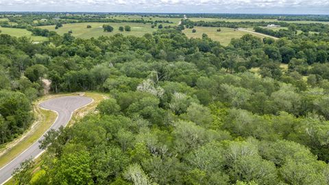 Photo of 2 Millwood Trail, Brenham, TX 77833 (MLS # 41917038)