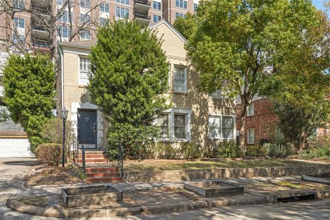 1740 Wroxton Court Houston TX 77005