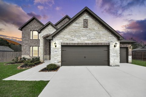 Photo of 16735 Rockwall Street, Conroe, TX 77303 (MLS # 23022370)