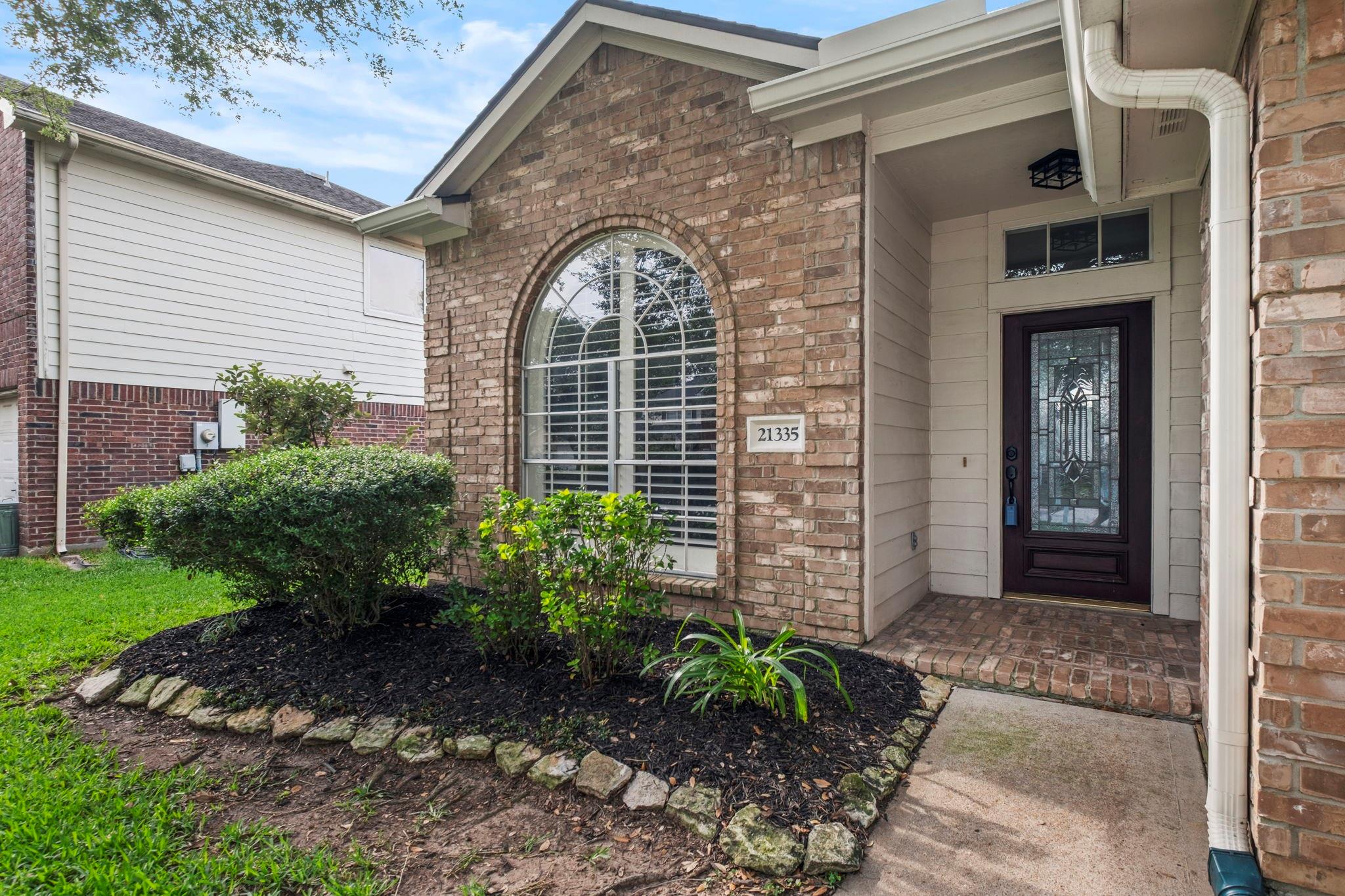 21335 Rose Hollow Lane