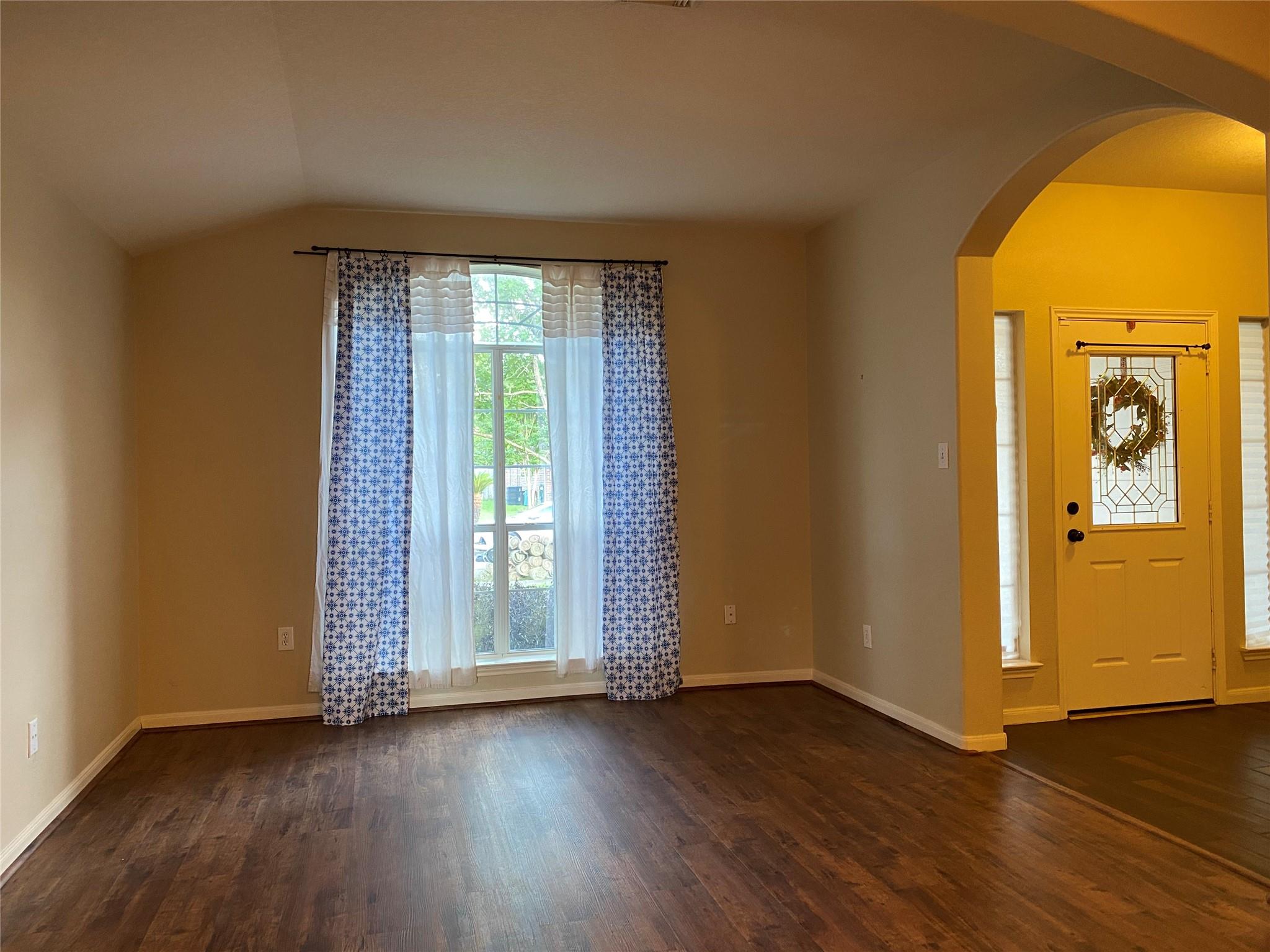 1202 Hemple Drive