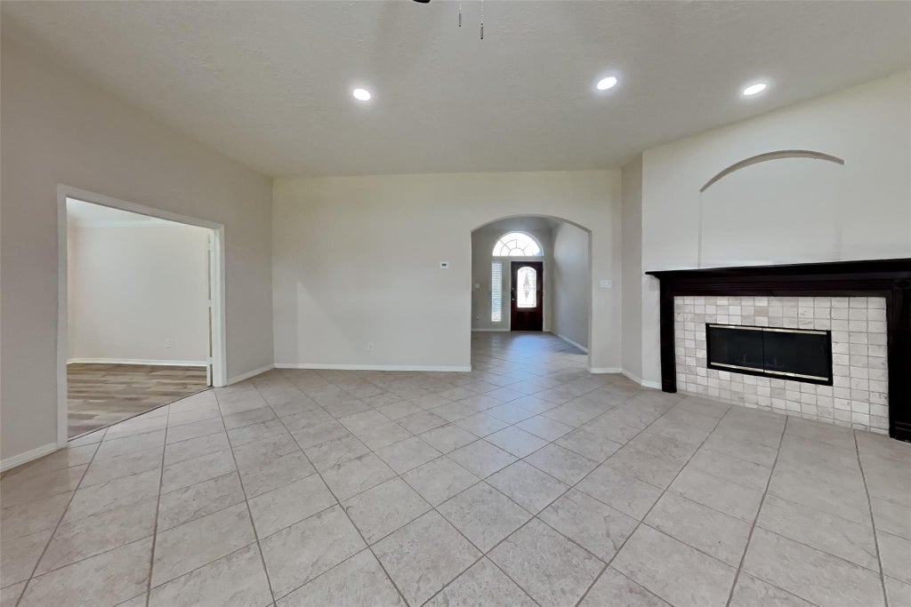 Photo of 8506 Hunters Village Drive, Humble, TX 77346 (MLS # 43459714)