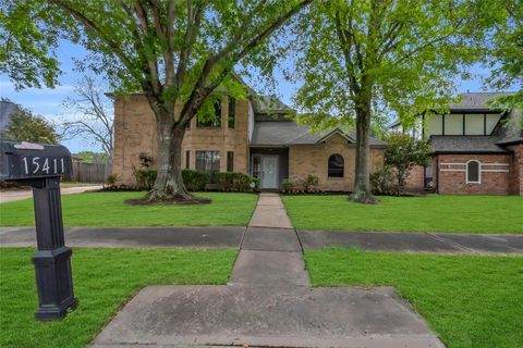 Photo of 15411 Monte Vista Drive, Houston, TX 77083 (MLS # 93974355)