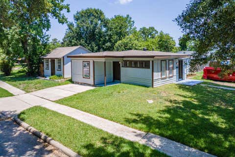 Photo of 1012 W Hart Avenue, Pasadena, TX 77506 (MLS # 27794335)