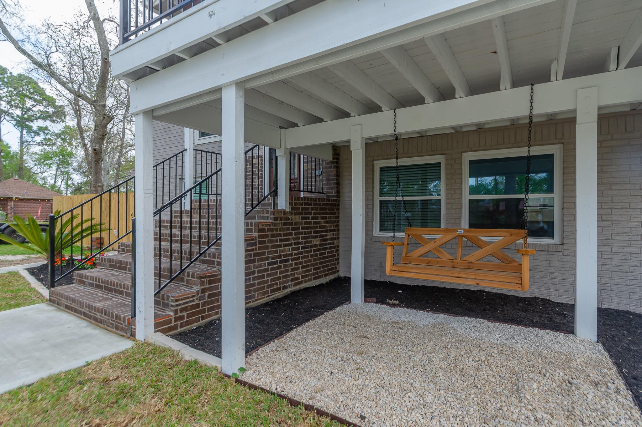 4509 Country Club Drive