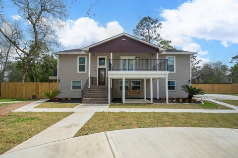 4509 Country Club Drive Dickinson TX 77539