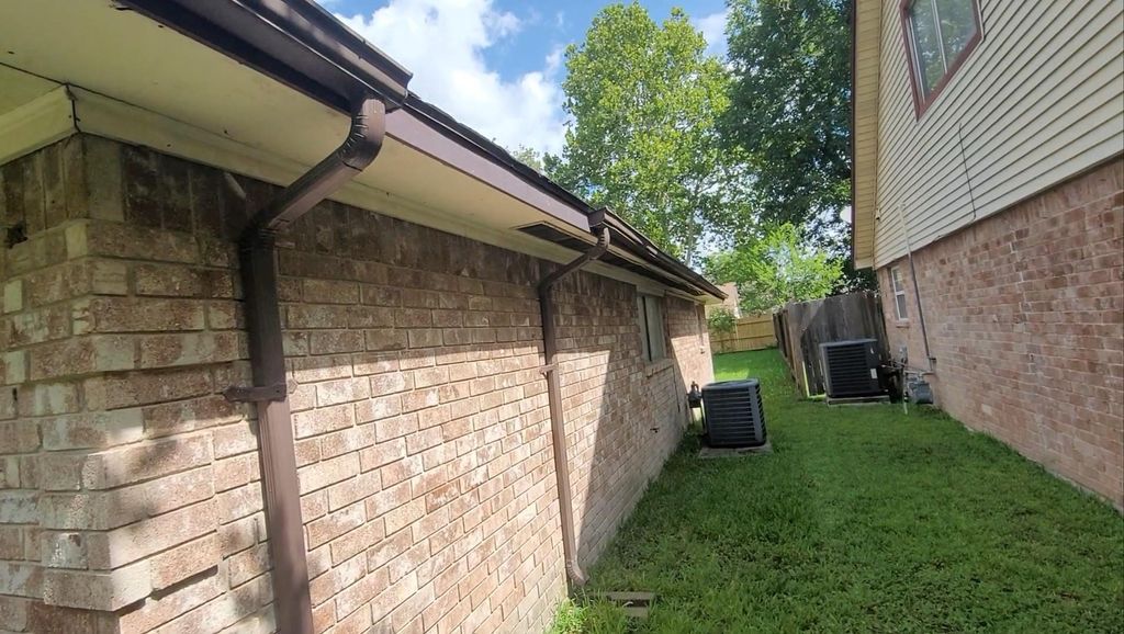 Photo of 4306 Saratoga Drive, Houston, TX 77088 (MLS # 8085102)