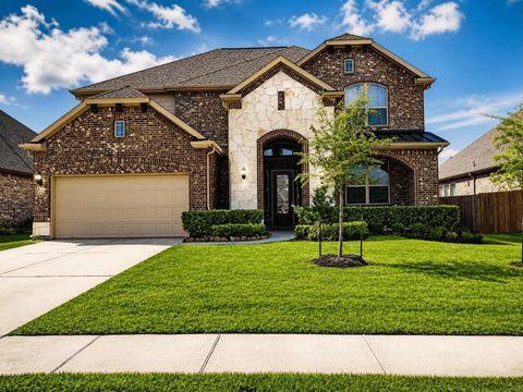 Photo of 321 Stockport Drive, League City, TX 77573 (MLS # 97997388)