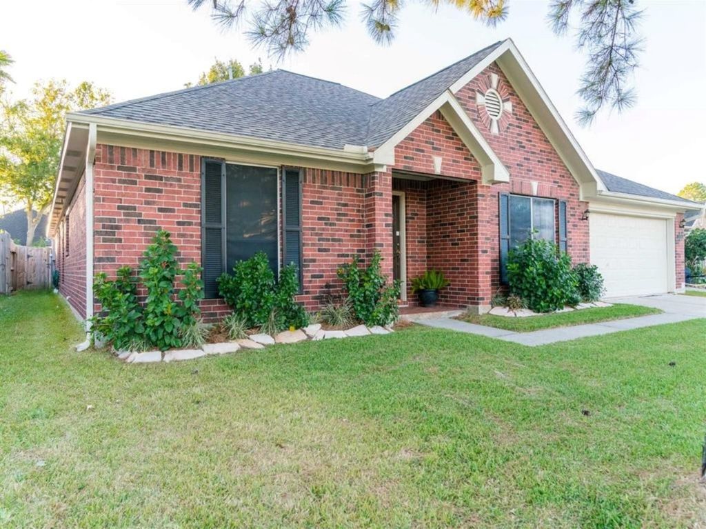 Photo of 3638 Desert Run Drive, La Porte, TX 77571 (MLS # 50610033)