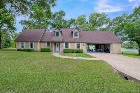 Photo of 117 Brookside Drive, Trinity, TX 75862 (MLS # 88198966)