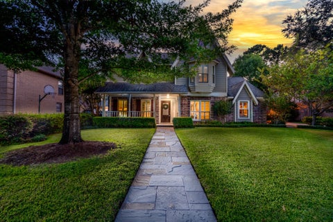 Photo of 3027 Kismet Lane, Houston, TX 77043 (MLS # 69897773)