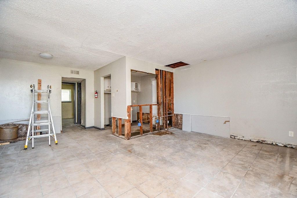 Photo of 7902 Prestwood Drive #3, Houston, TX 77036 (MLS # 88905884)