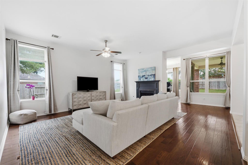 Photo of 20507 Emery Manor Lane, Porter, TX 77365 (MLS # 73393967)
