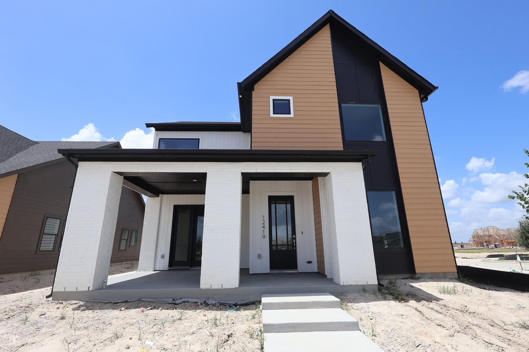 12419 Emerald Enclave Drive