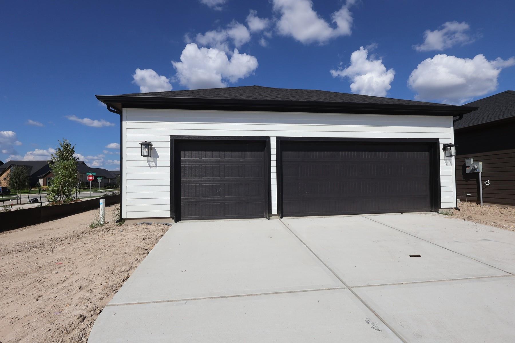 12419 Emerald Enclave Drive