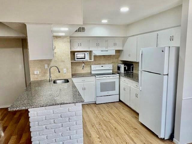 2101 Fountain View Drive 14