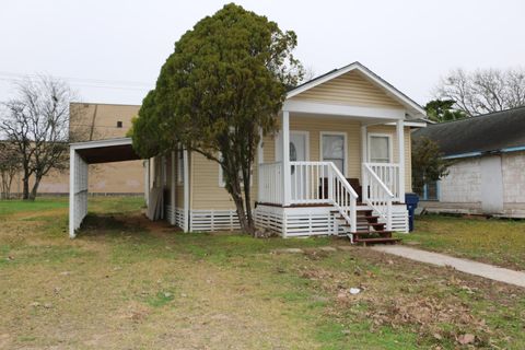 Photo of 1014 W 4th Street, Freeport, TX 77541 (MLS # 37014811)