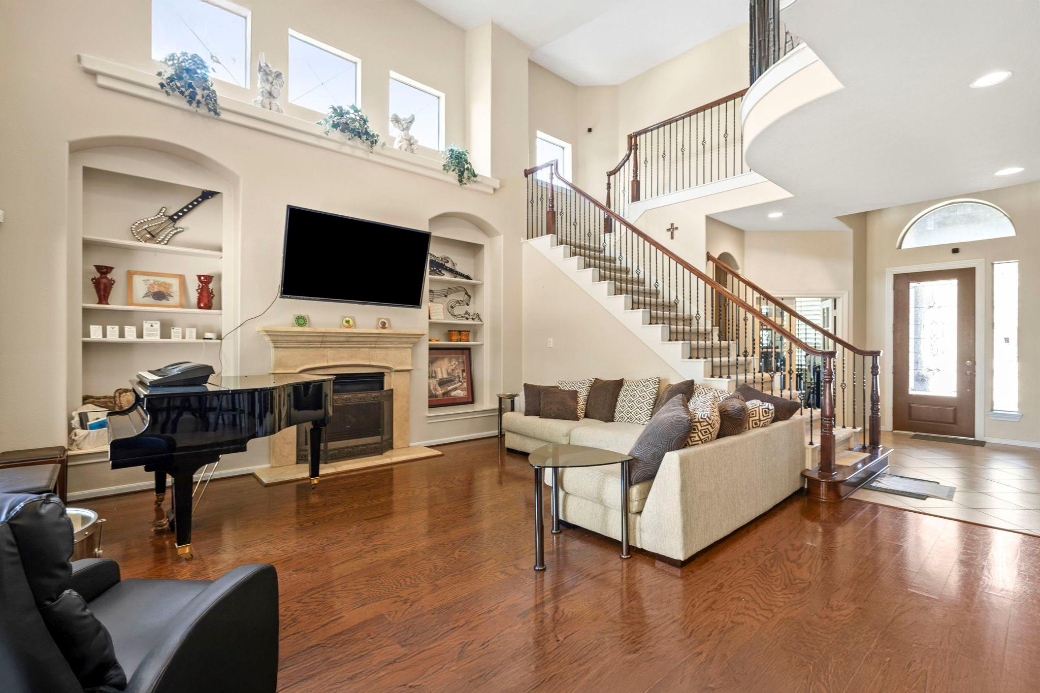 2415 Hendricks Lakes Drive