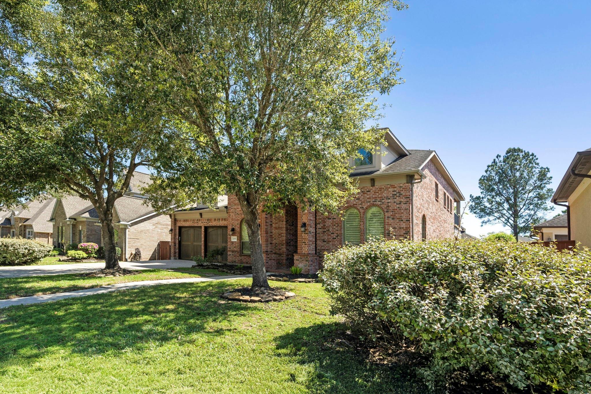 2415 Hendricks Lakes Drive