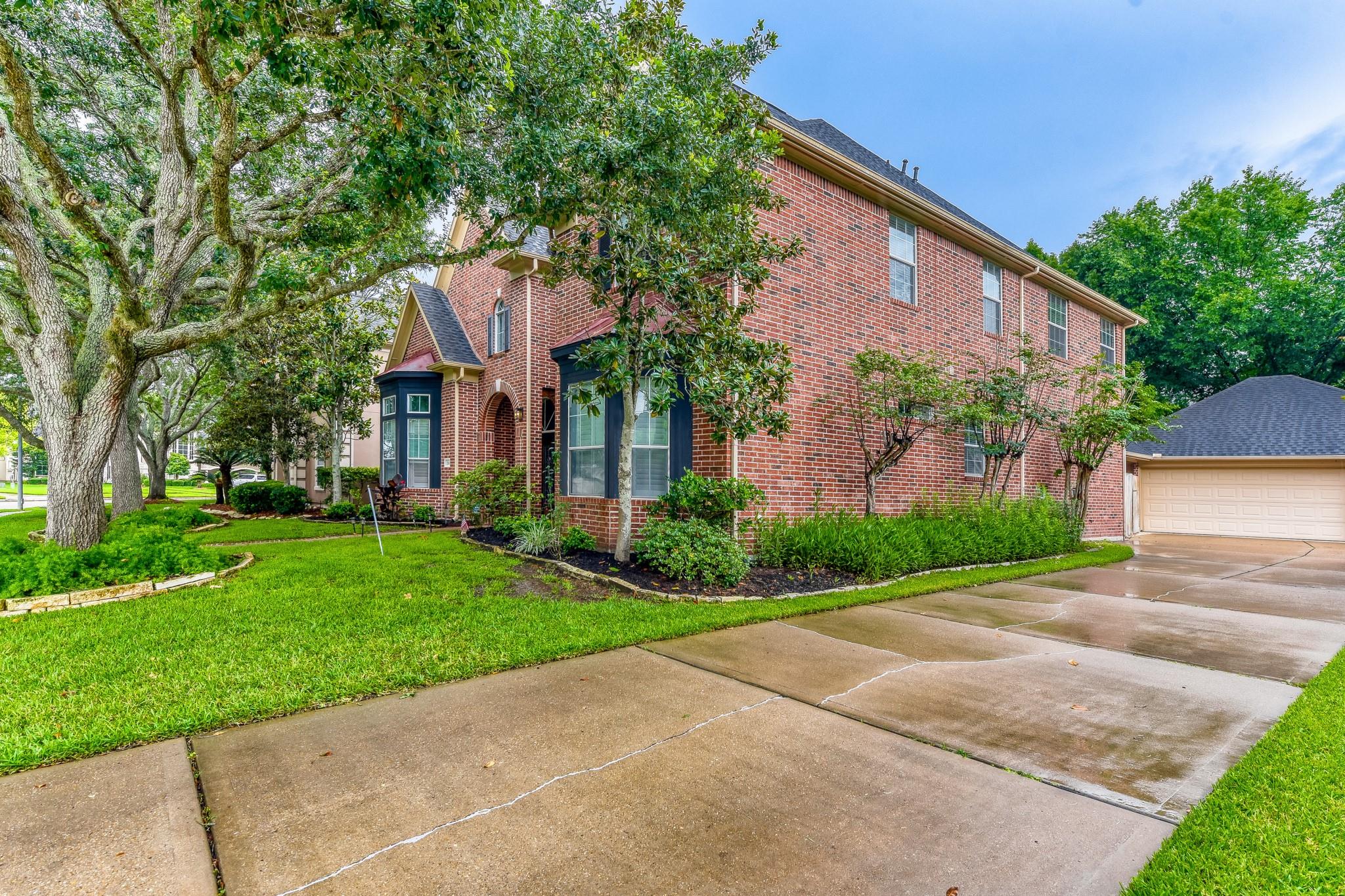 2610 W Bainbridge Circle