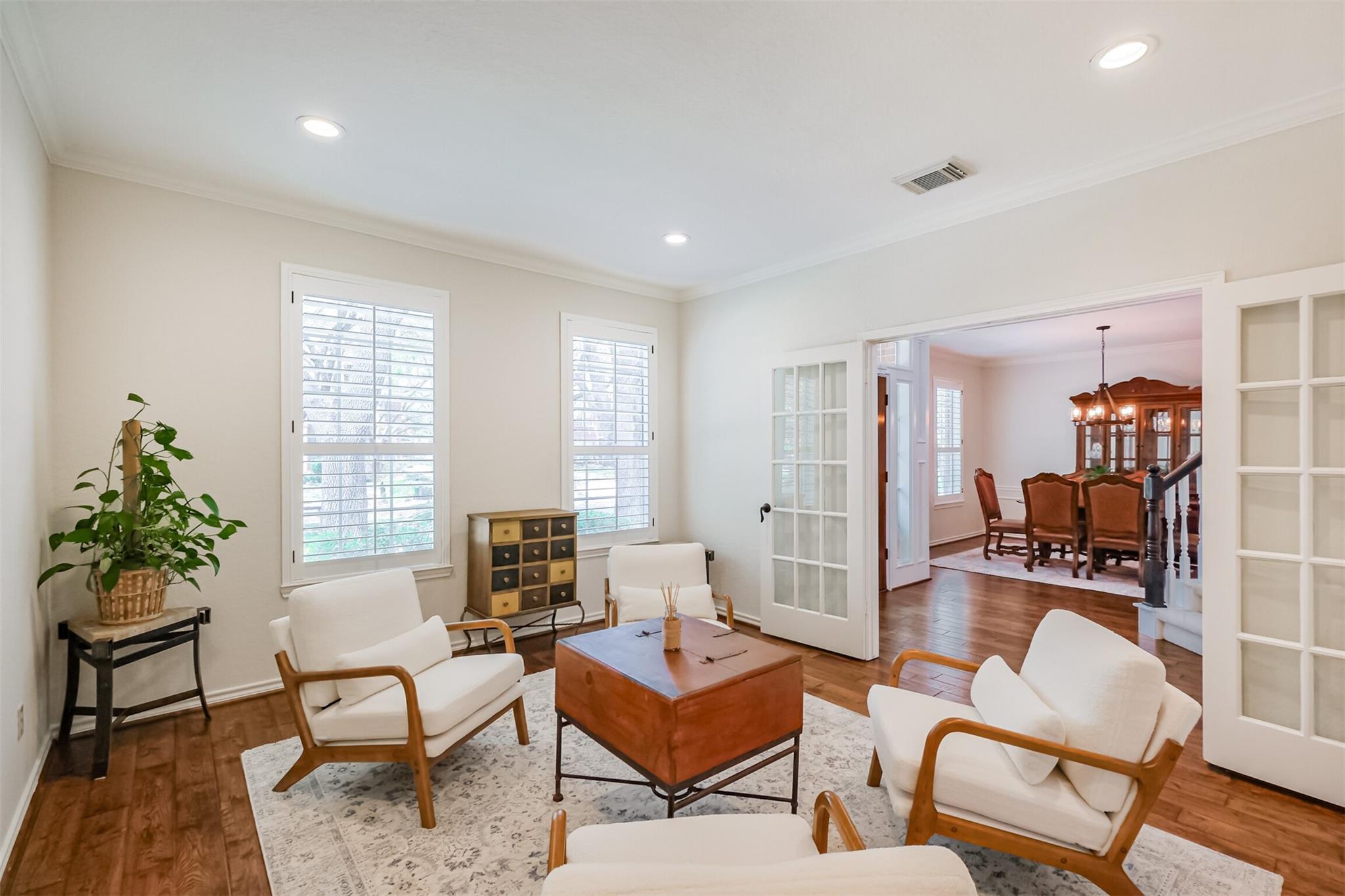 2811 Winter Lakes