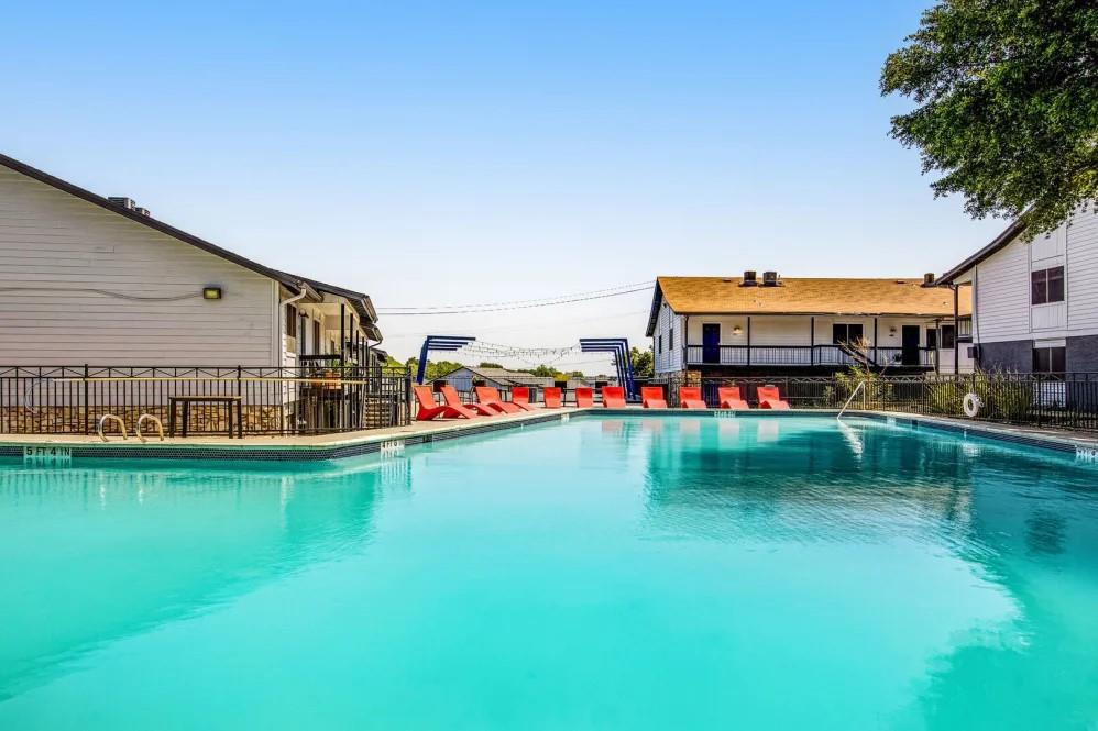 2101 Burton Drive 2064