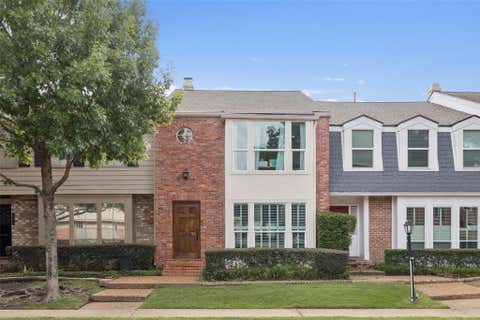 Photo of 1223 Fountain View Drive #124, Houston, TX 77057 (MLS # 27123131)