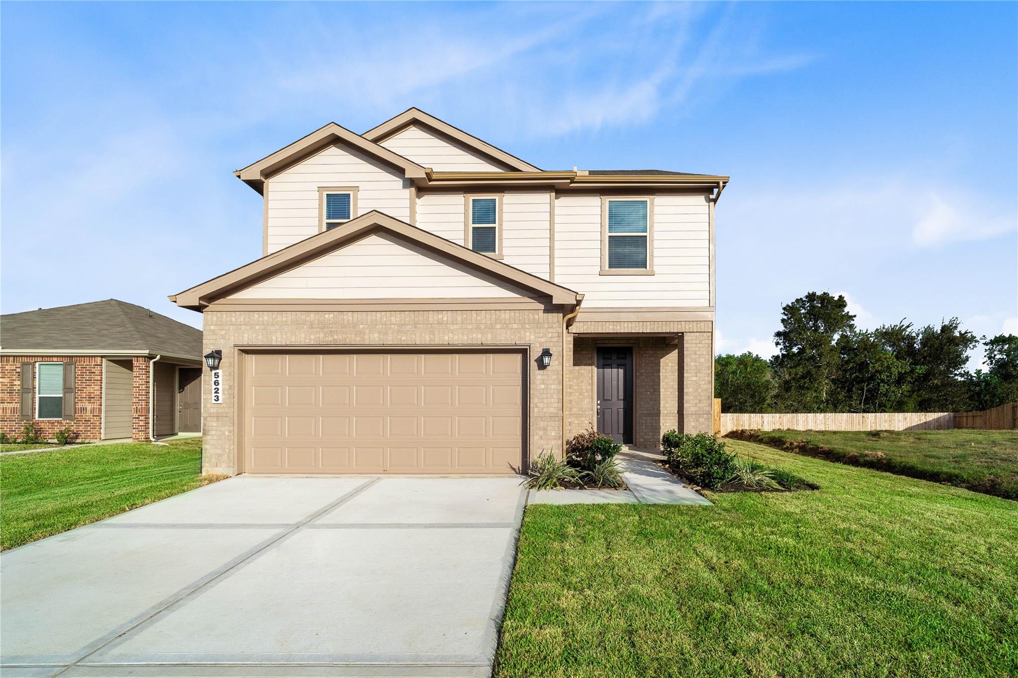 5623 Blackbird Lane