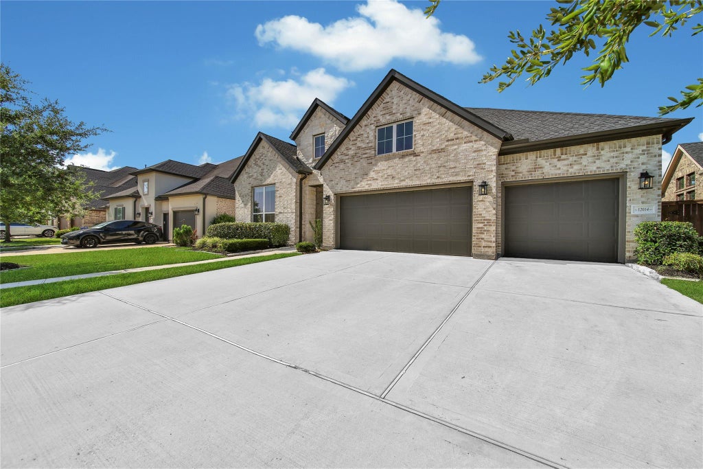 Photo of 12014 Parsifal Creek Road, Humble, TX 77346 (MLS # 82913241)