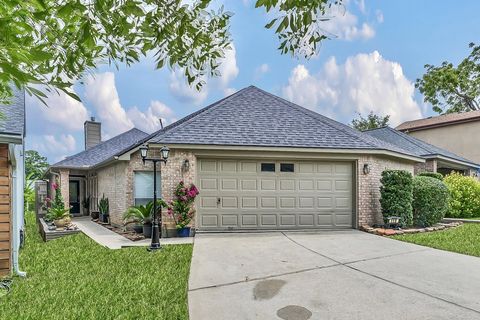 119 Fairway View Lane Conroe TX 77356