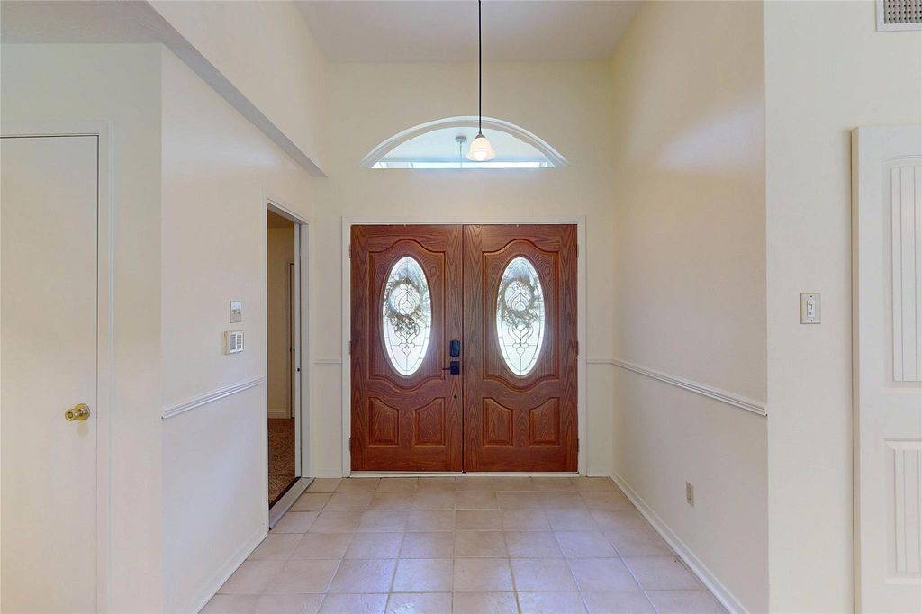 Photo of 3330 Lake Stream Drive, Houston, TX 77339 (MLS # 3751251)