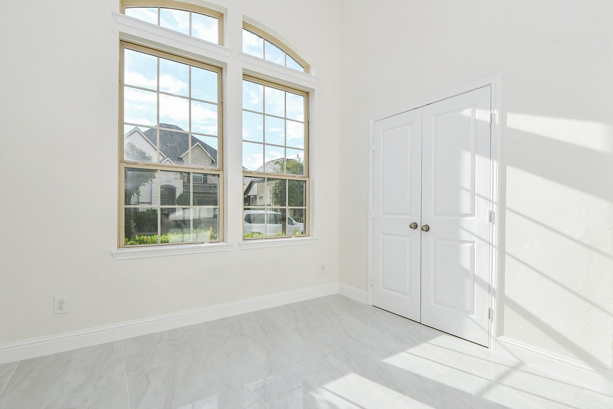 1123 Penny Worth Drive