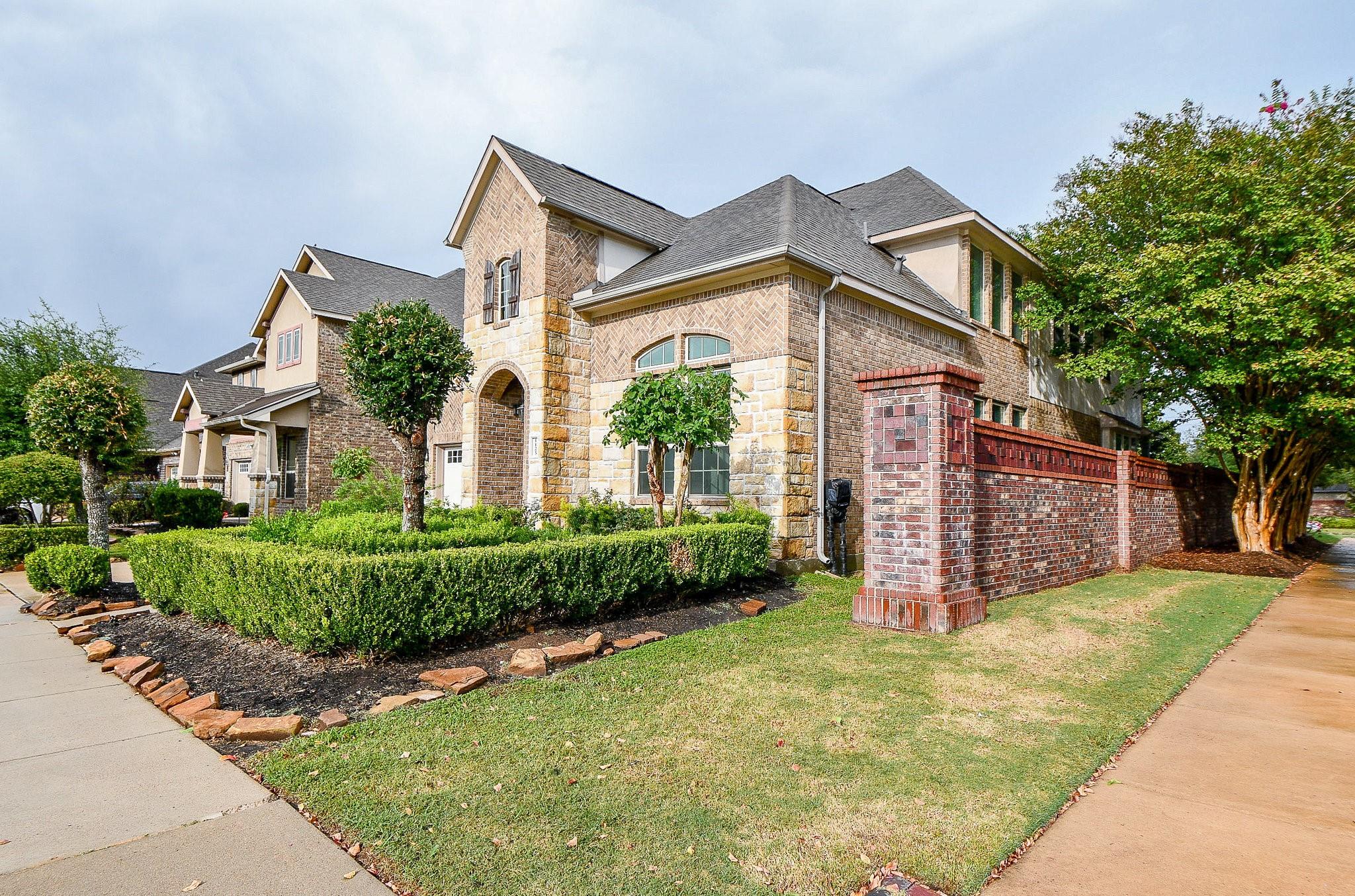 1123 Penny Worth Drive