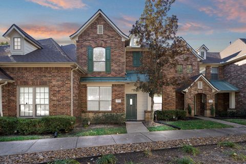 Photo of 17910 Skyline Arbor Terrace, Houston, TX 77094 (MLS # 81966841)