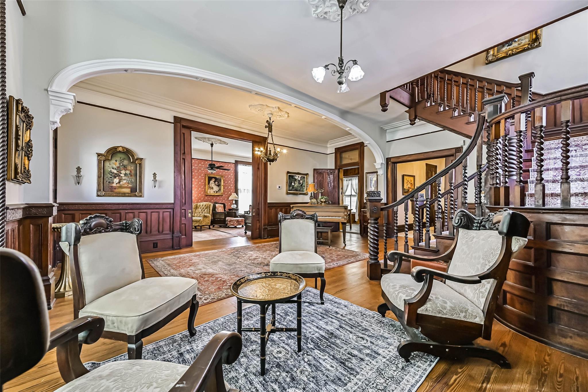 1021 35th Street Street