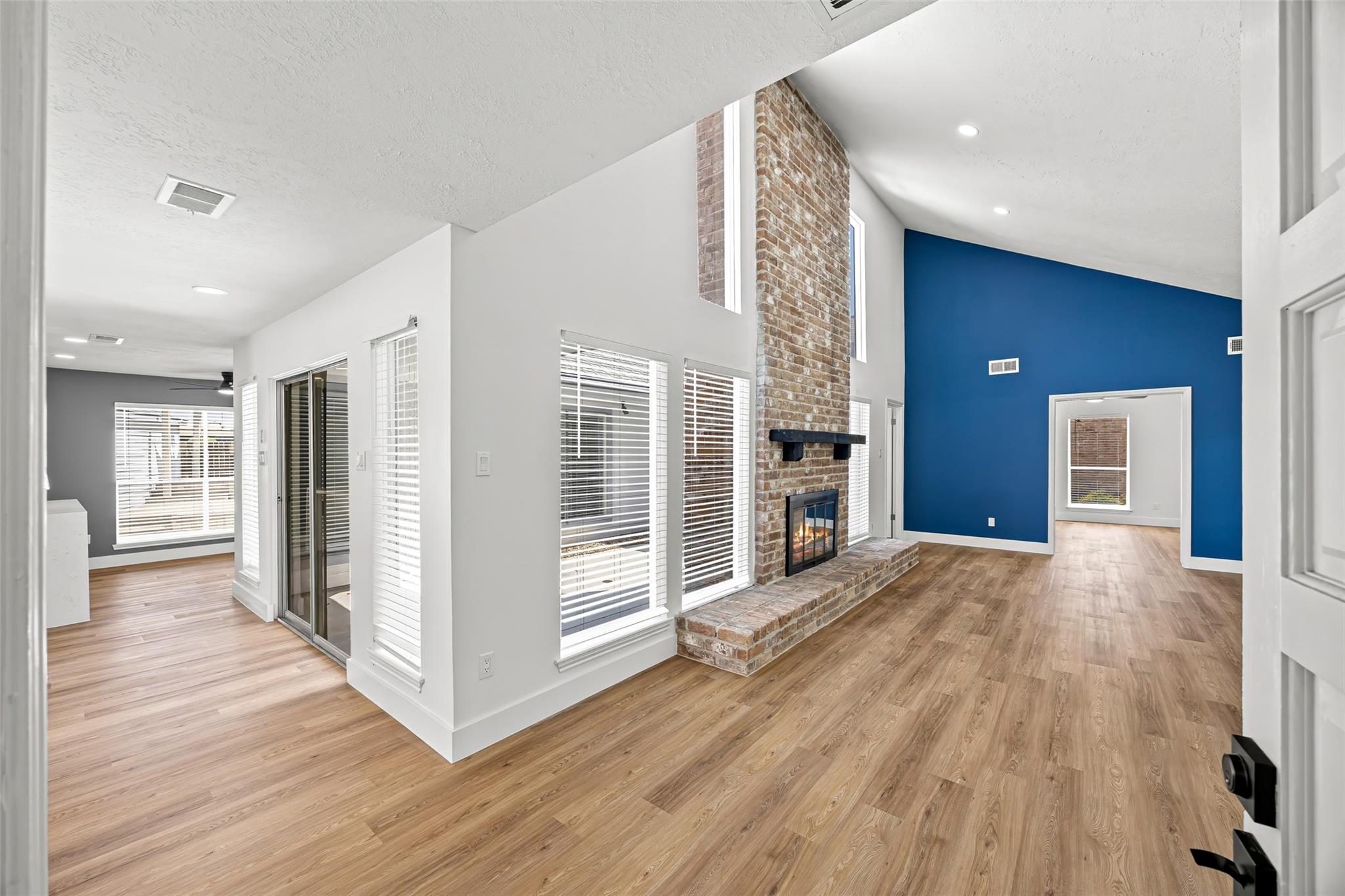 12210 Waldemar Drive