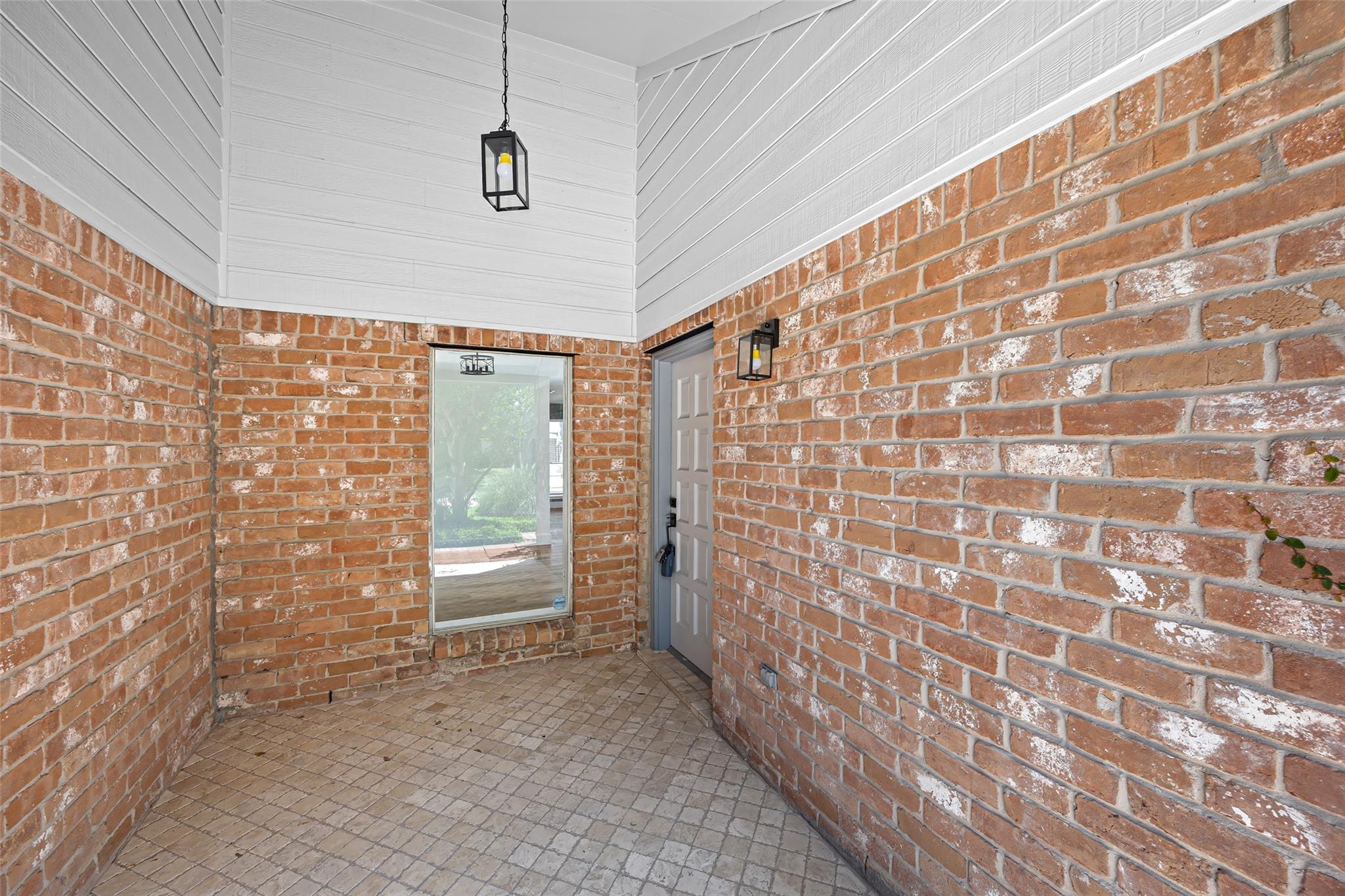12210 Waldemar Drive
